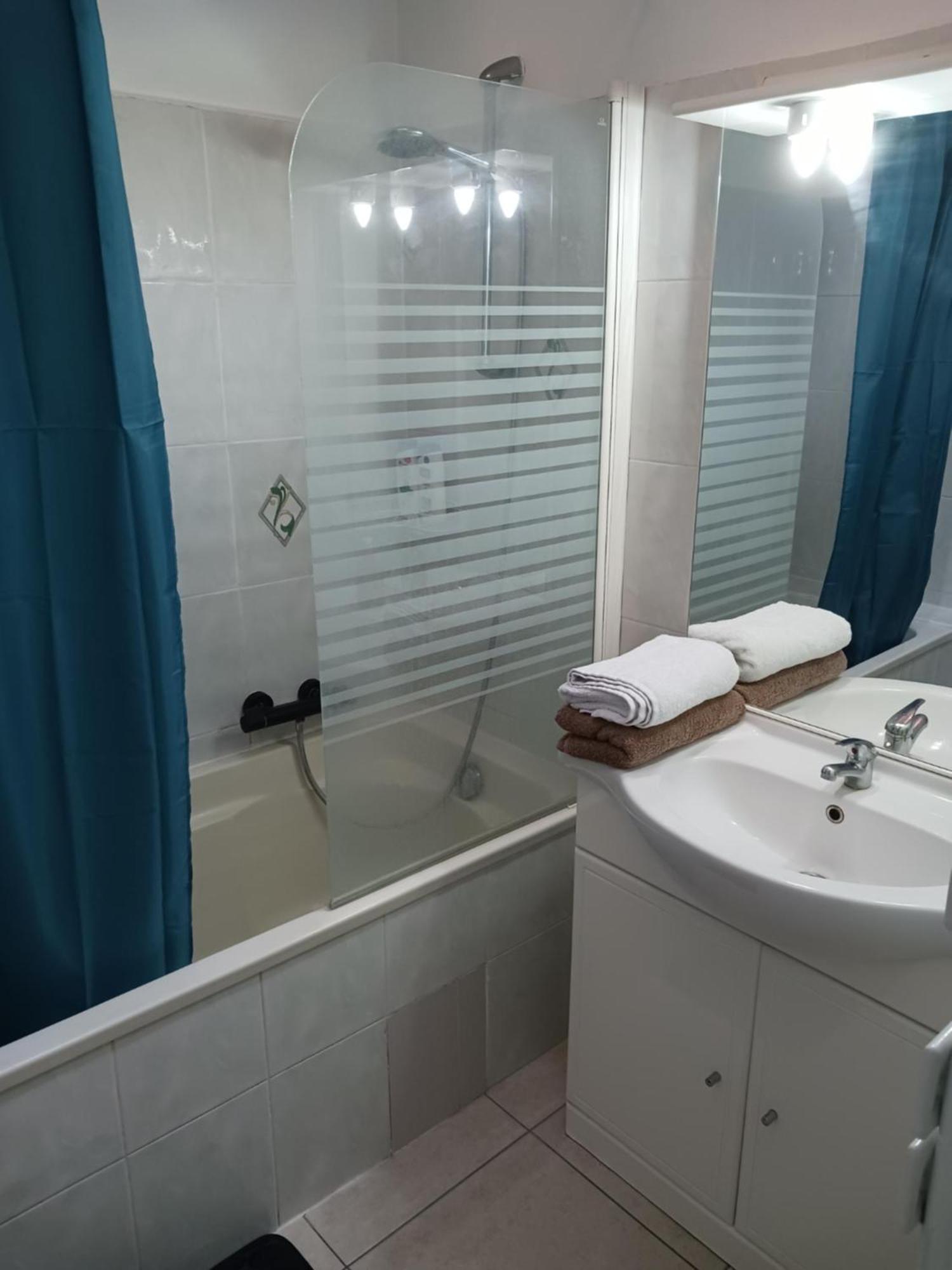 Chambre Privee Climatisee Chez Particulier, Wifi Perpignan Exterior photo